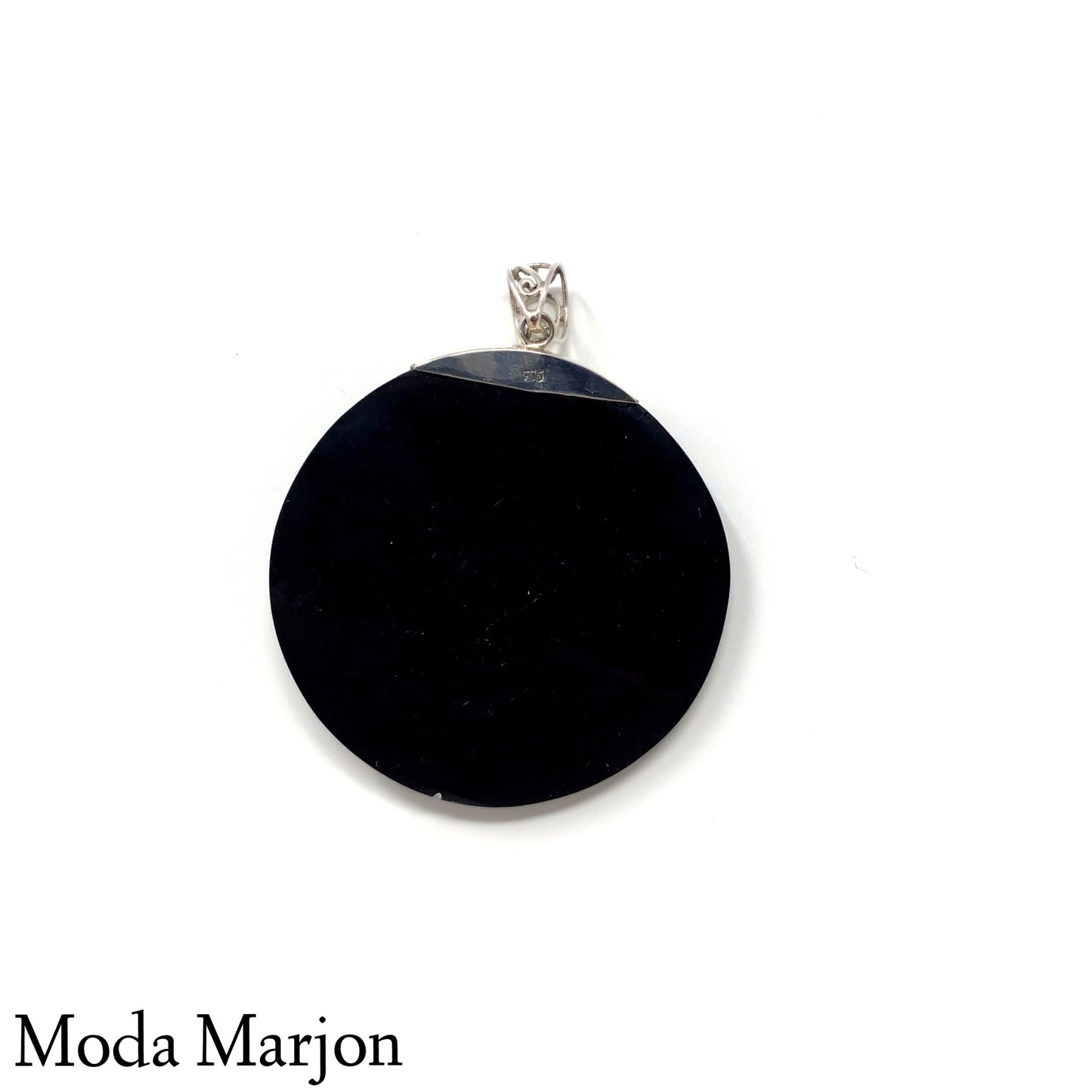 Black Shell Pendant - Moda Marjon 