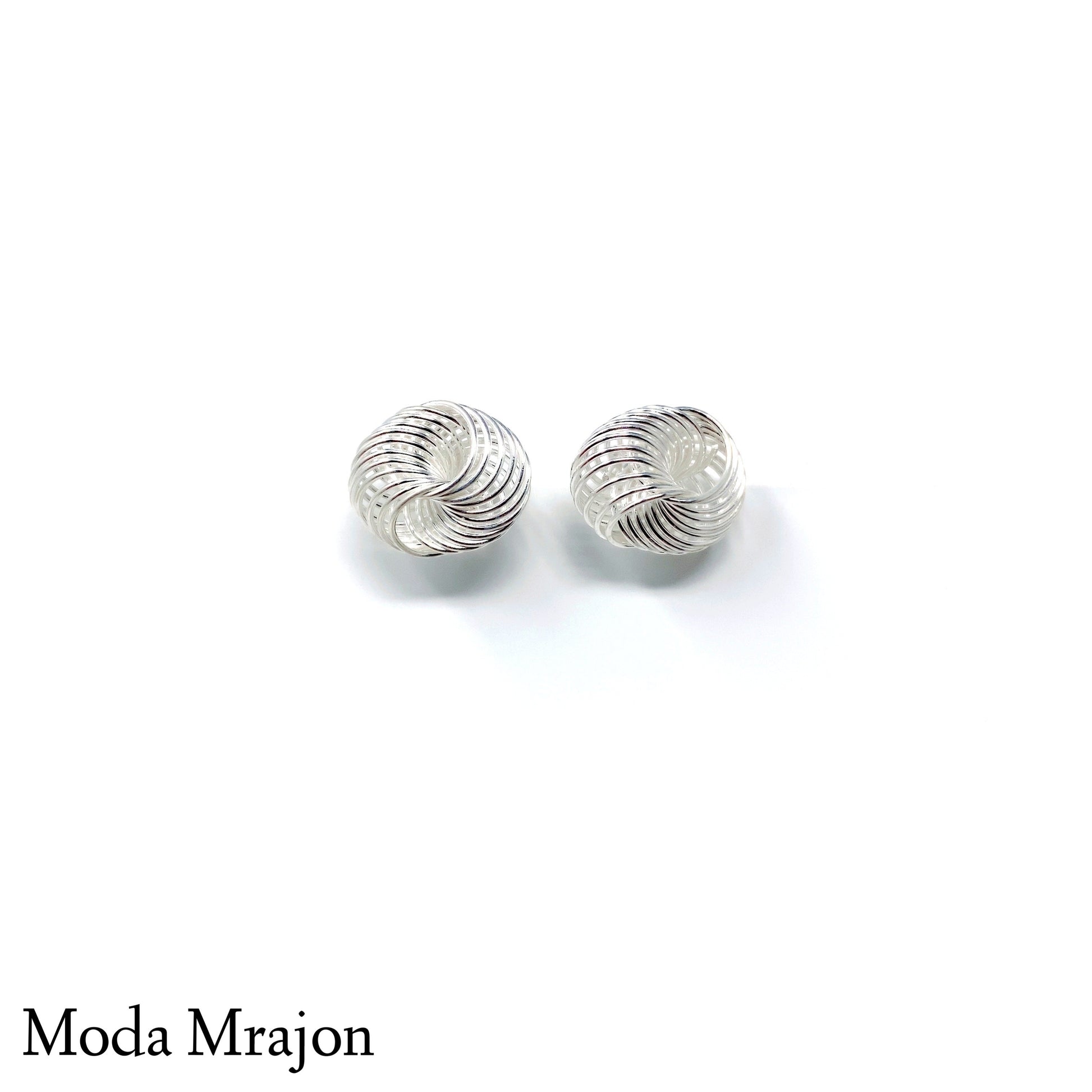 Knot Post - Moda Marjon 