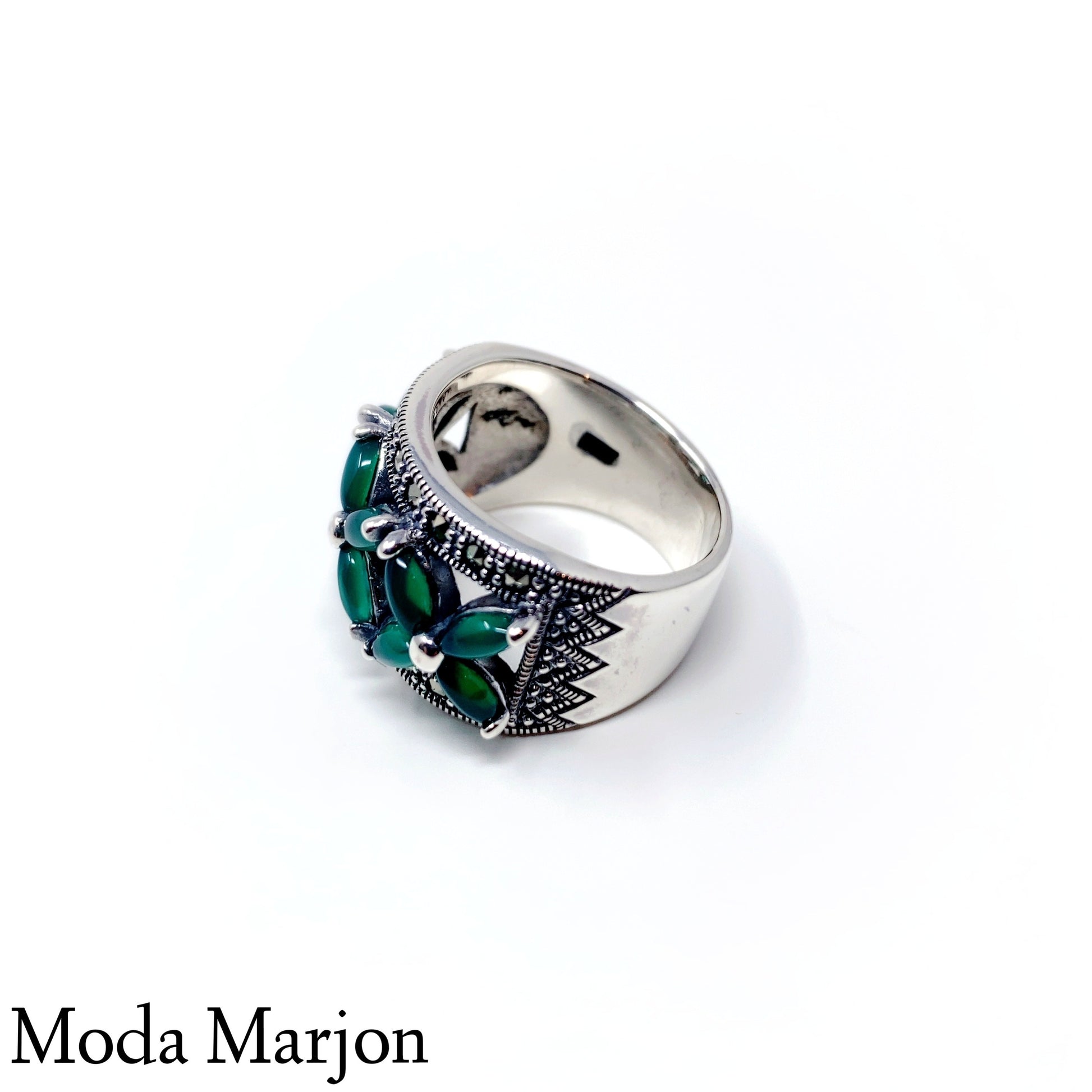 Marcasite Hugs And Kisses Band - Moda Marjon 