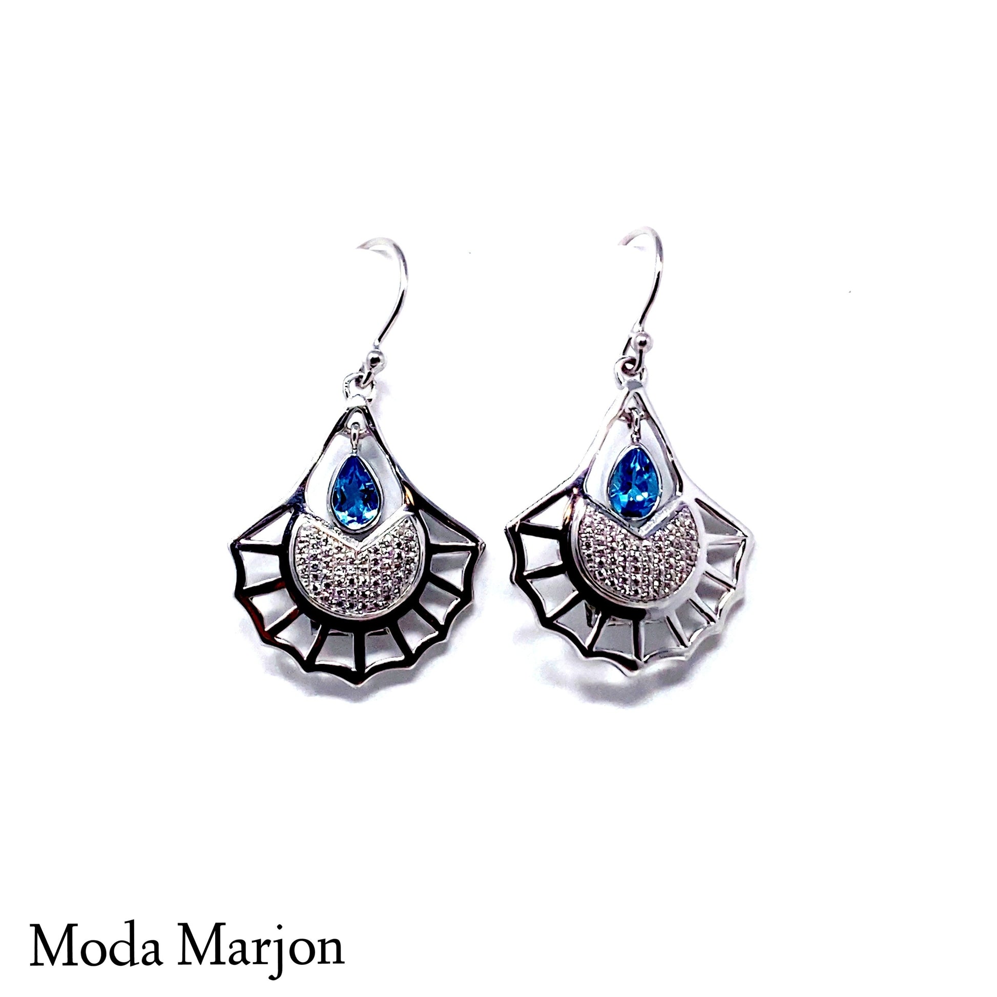 Moda Marjon Classic Tear Drop Cut Out Pattern Pendant/Earring Set - Moda Marjon 