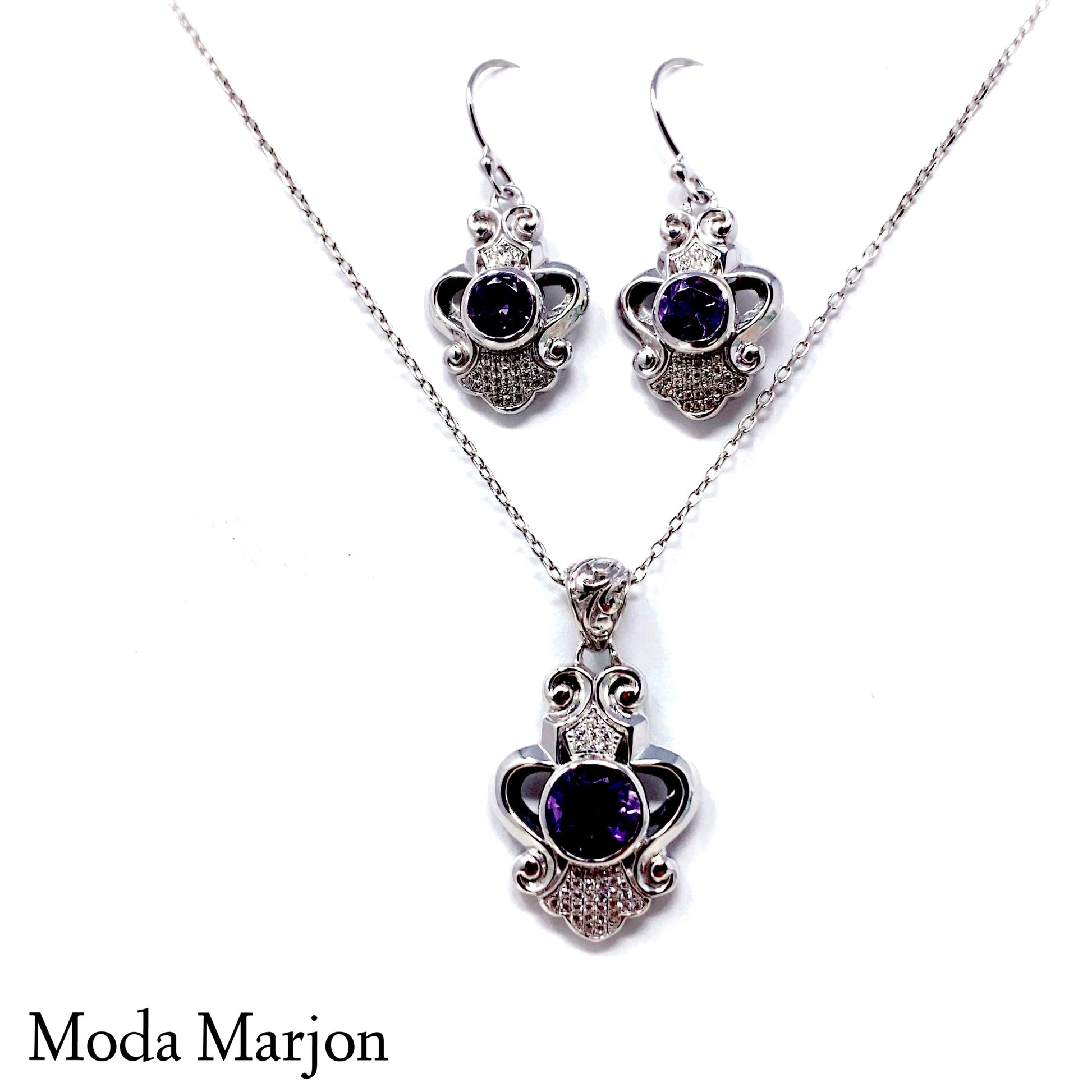 Moda Marjon Classic Pattern Pendant/Earring Set - Moda Marjon 