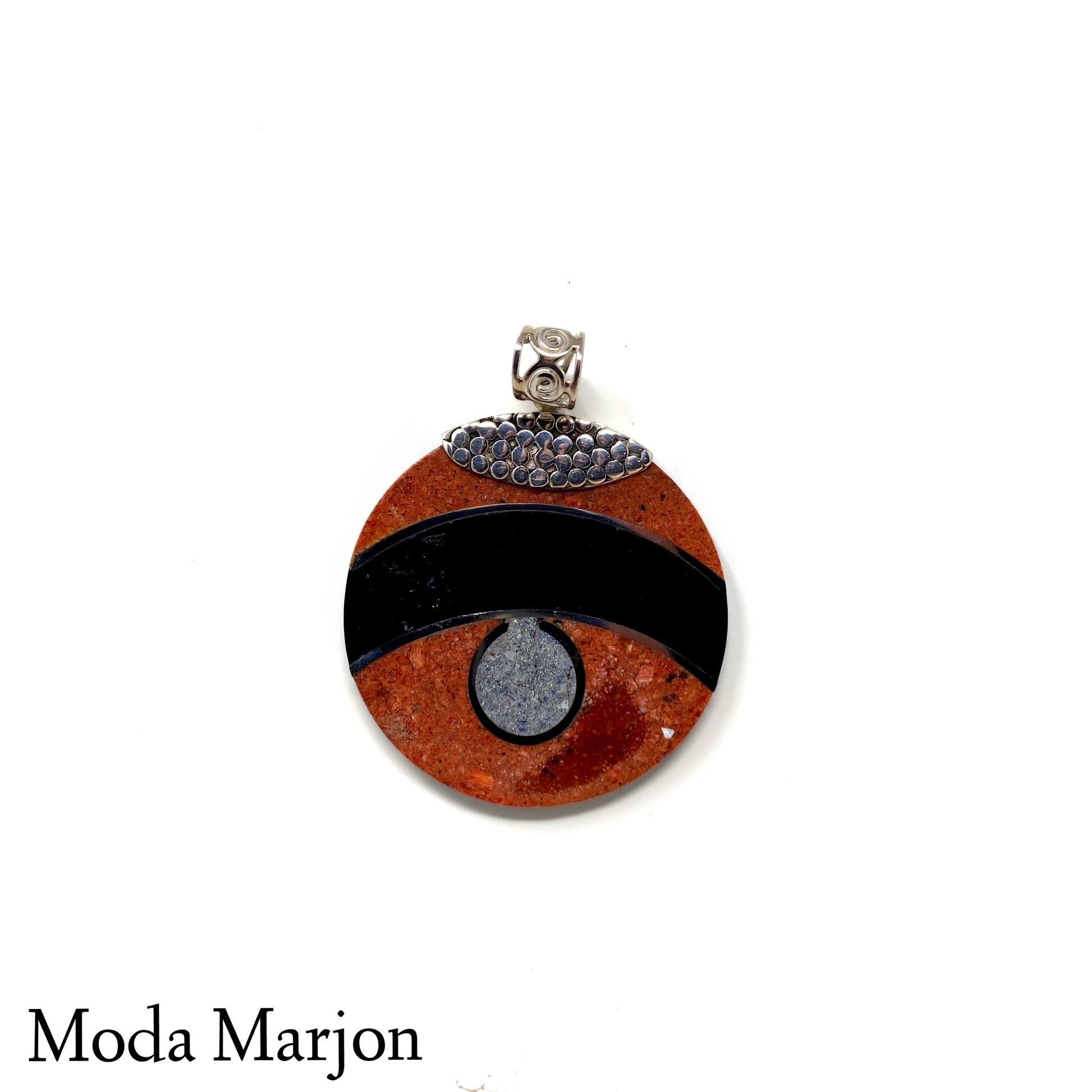 Round Coral Inlay Shell Pendant - Moda Marjon 