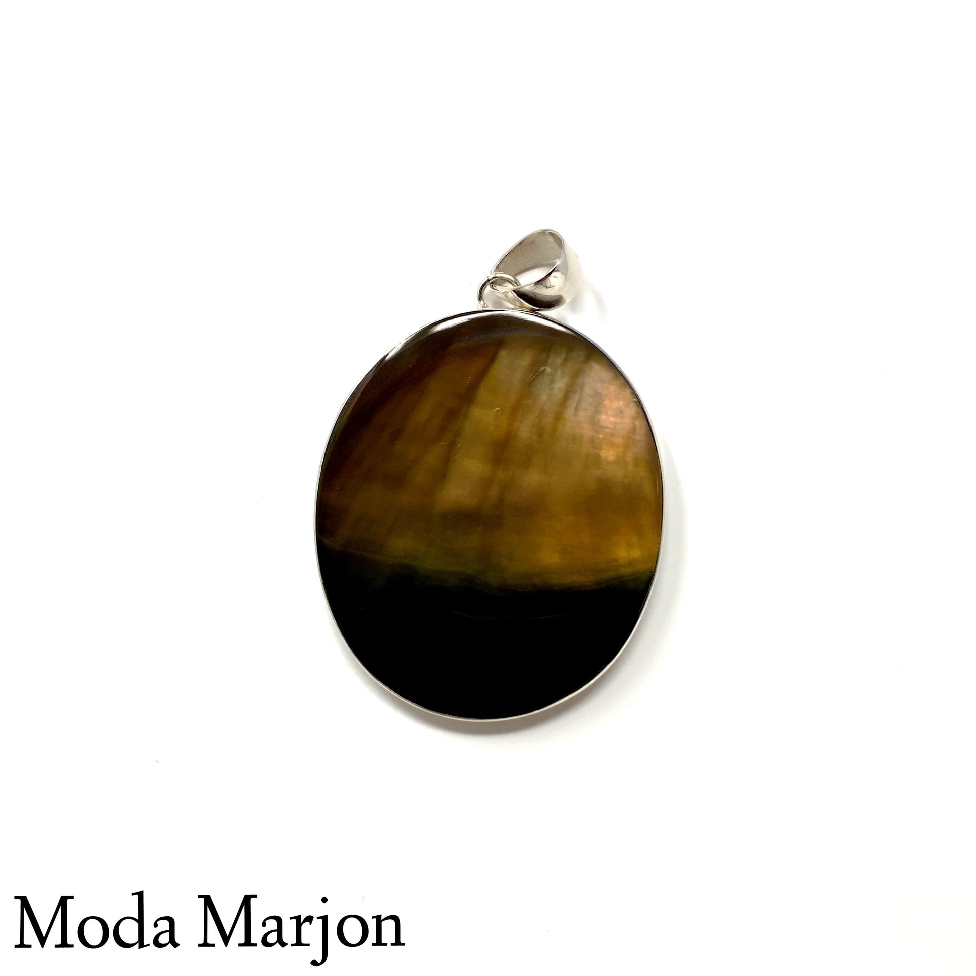 Black Shell Pendant - Moda Marjon 