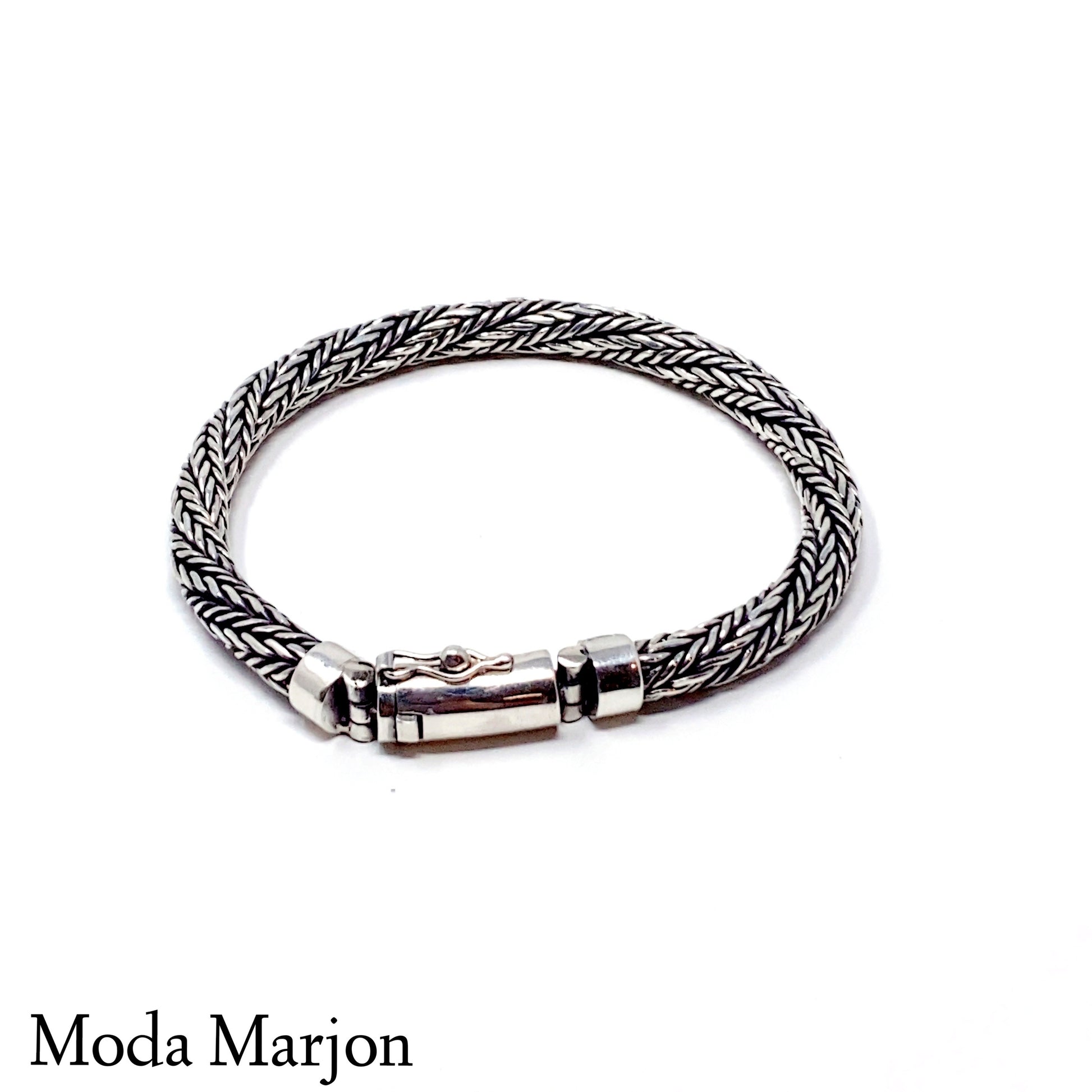 Moda Marjon Classic Round Woven Chain Bracelet - Moda Marjon 